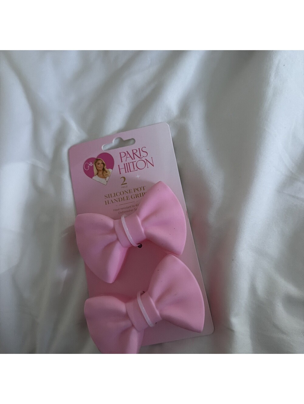 NWT Paris Hilton 2 Piece Silicone Bow Shaped Pot Handle Grips RARE HTF Pink